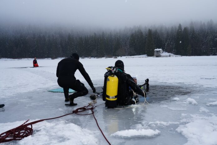 Plongée glace Lac Genin Plongée glace Lac Genin