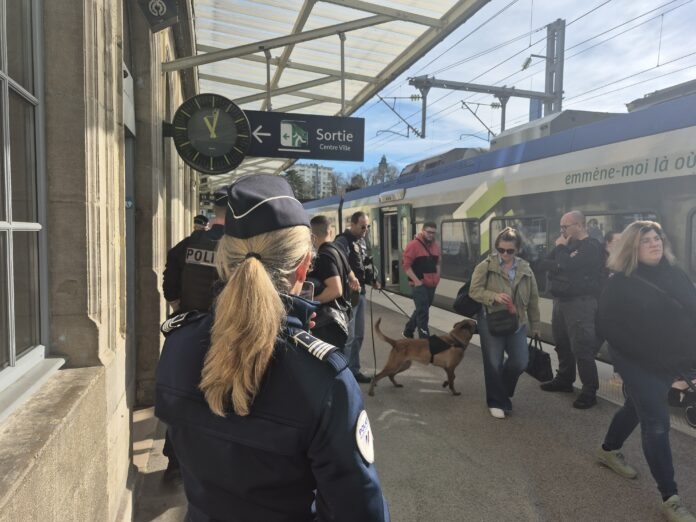 contrôles stupéfiants gare Lons-le-Saunier