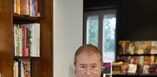 Oyonnax. Christian Cottet-Emard de retour avec un roman inspiré du Haut-Bugey Christian Cottet-Emard Salon du livre Nantua