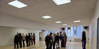 Poligny. Les aînés entrent en scène avec Mi-Scène atelier danse contemporaine Jura