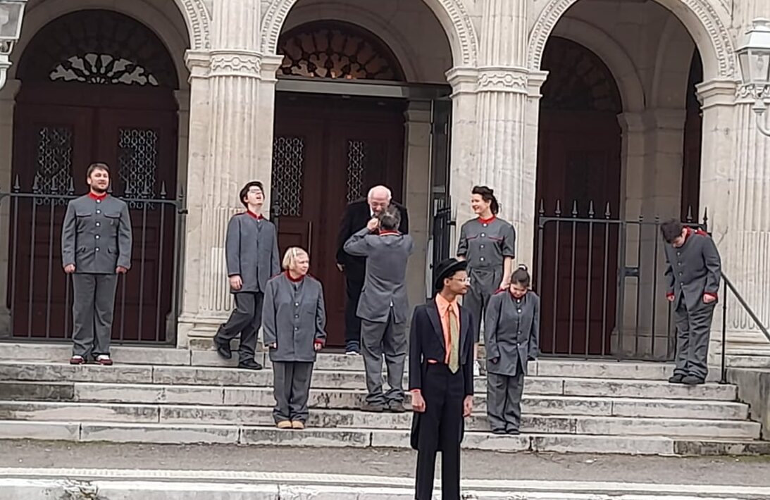 scène de flashmob, musée des Beaux-Arts