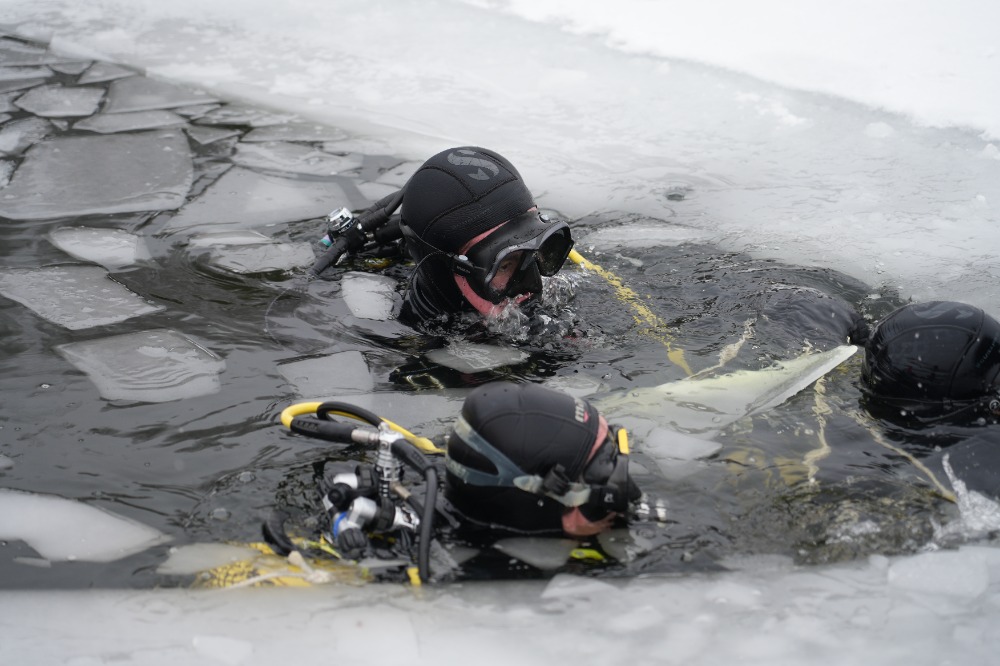 Plongée glace Lac Genin