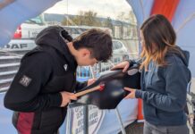 Oyonnax. « Rendre concret le travail » : La caravane des métiers était de passage au Champ de foire Caravane des métiers Oyonnax