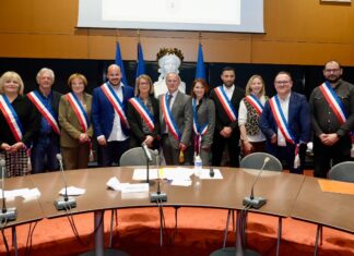 Oyonnax. Passation officielle à l’hôtel de ville, Laurent Harmel officiellement élu