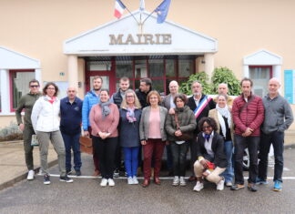 maire Patrice Boulanger accompagné de ses adjoints
