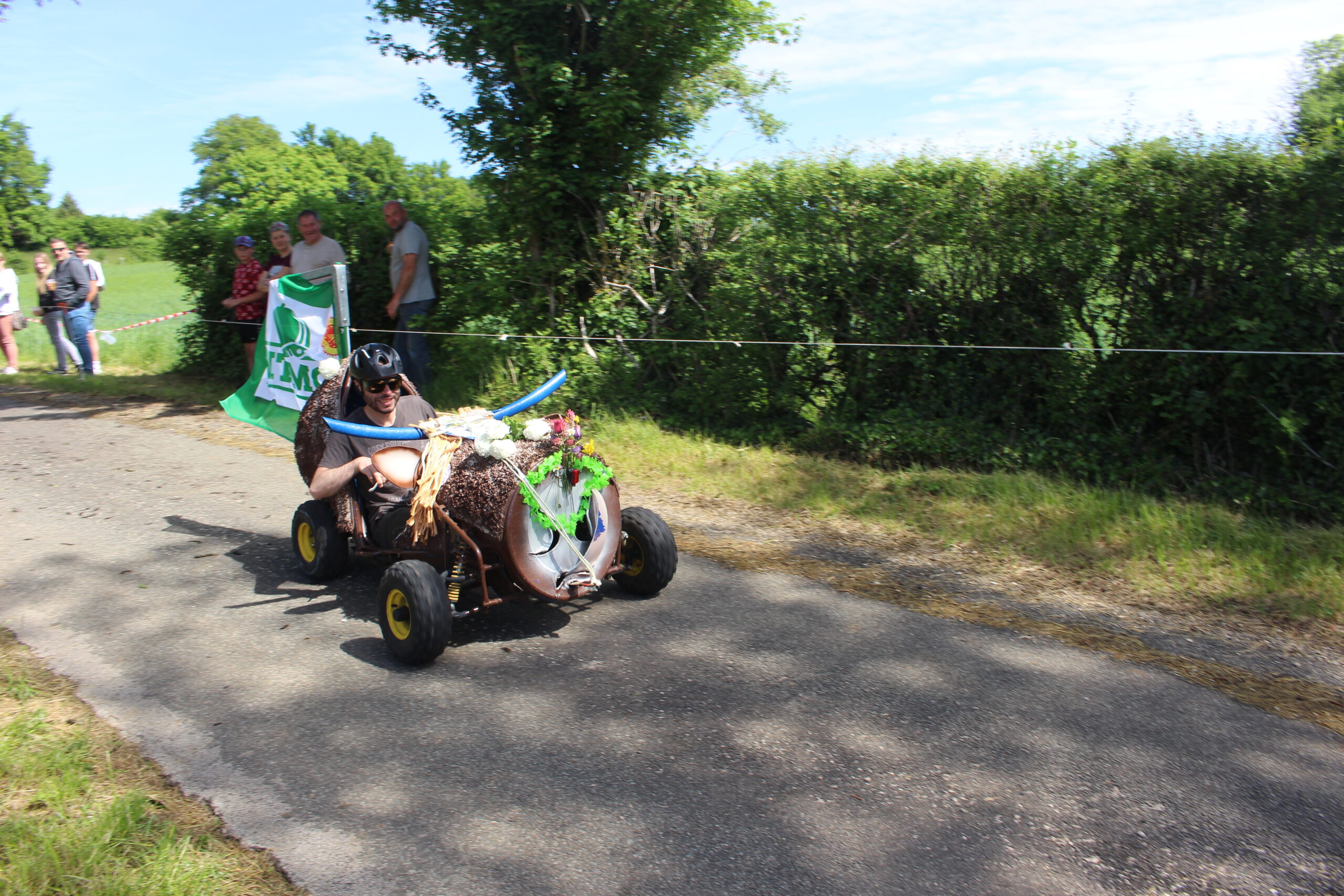 Caisse à savon décorée avec un motif de vache à Vosbles-Valfin.
