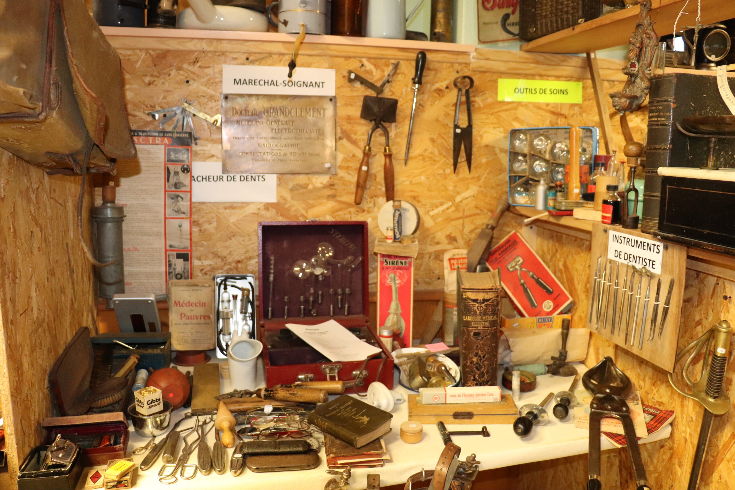 Écomusée outils autrefois Arinthod