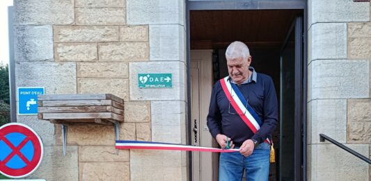 Jean-Luc Beaupoil maire de la commune.