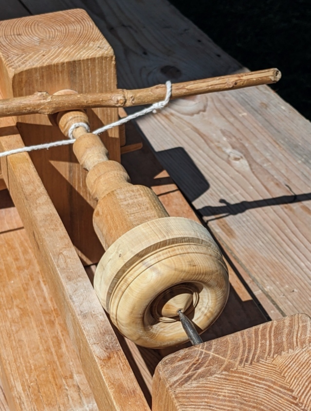 Tour à archet utilisé par Christophe Picod pour le travail sur bois.