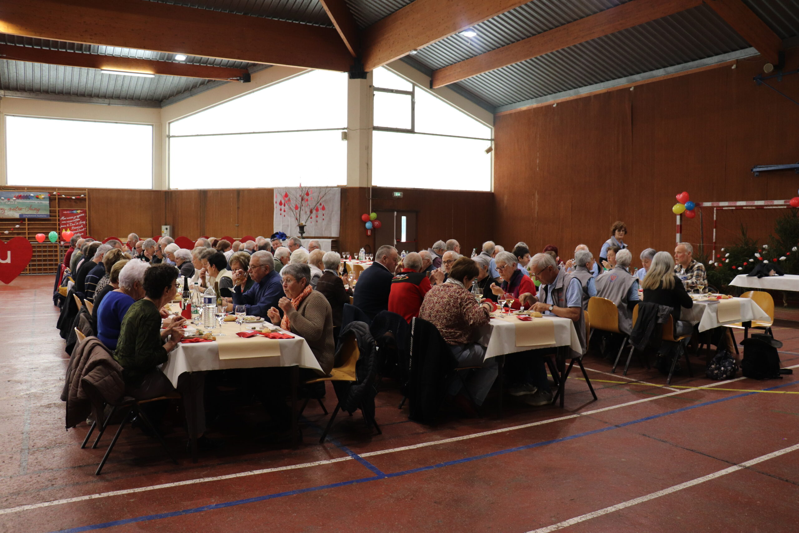 Repas convivial pour clore la matinée de l\