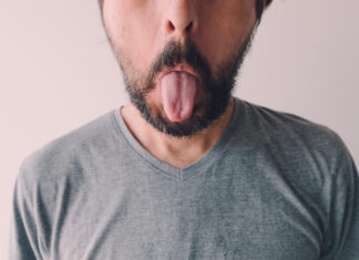 sur le bout de la langue