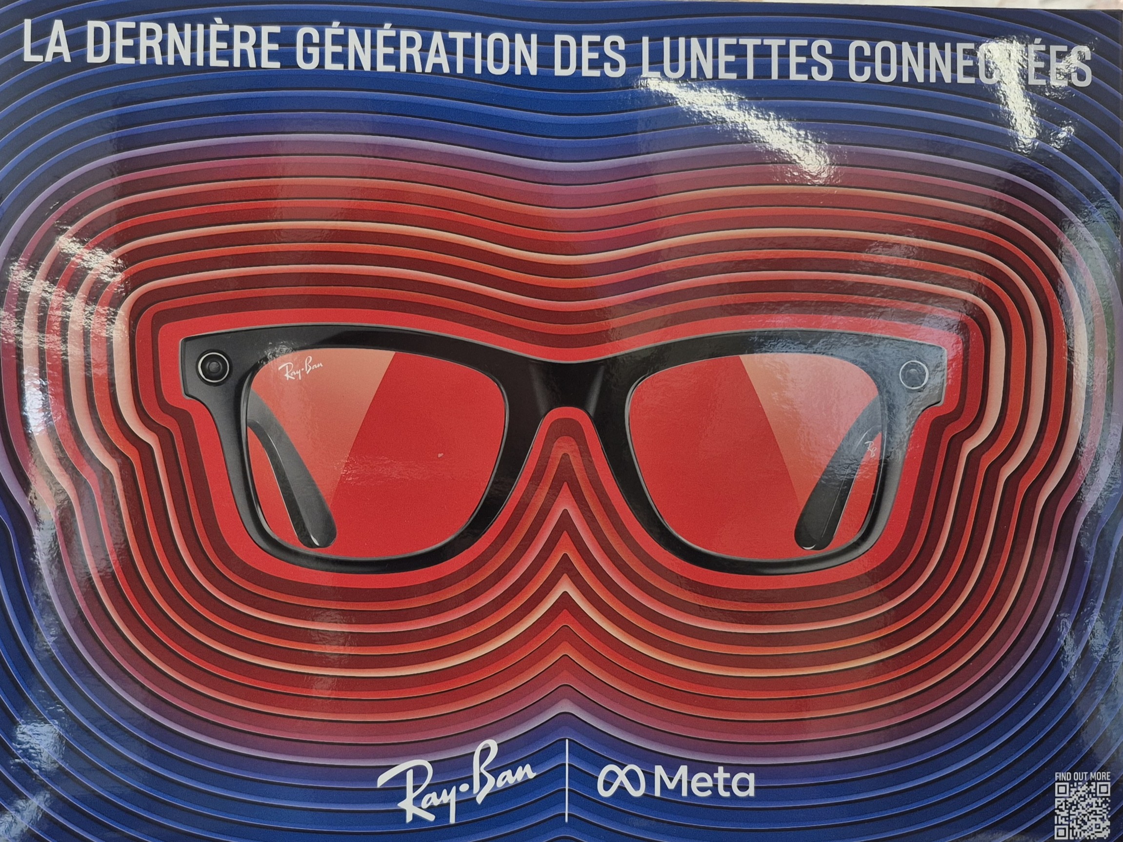 Opticien Atol Lons-le-Saunier & Champagnole présentant des solutions pour malvoyance en magasin