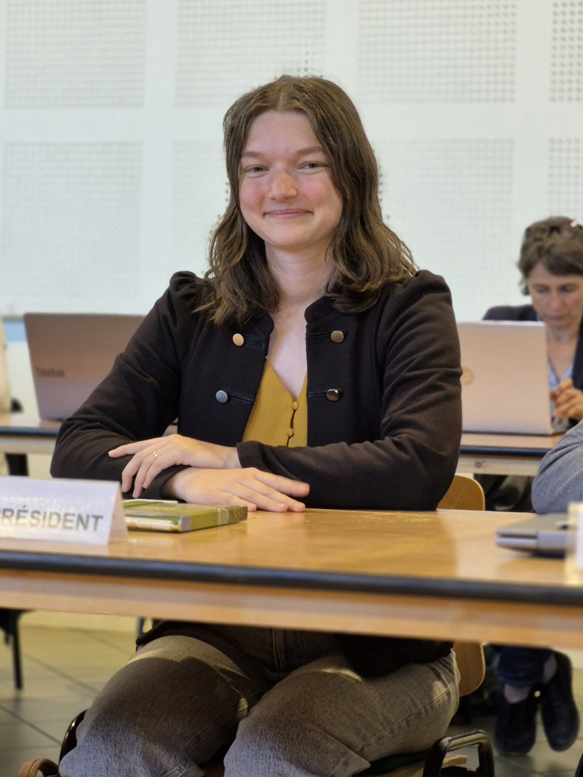 Table des élus ECLA pendant délibération et votes