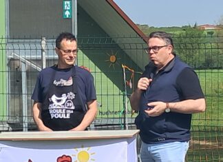 Saligney. « Roule ma poule », le premier poulailler mobile du Jura inauguré !