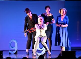 Simone veille pièce théâtre