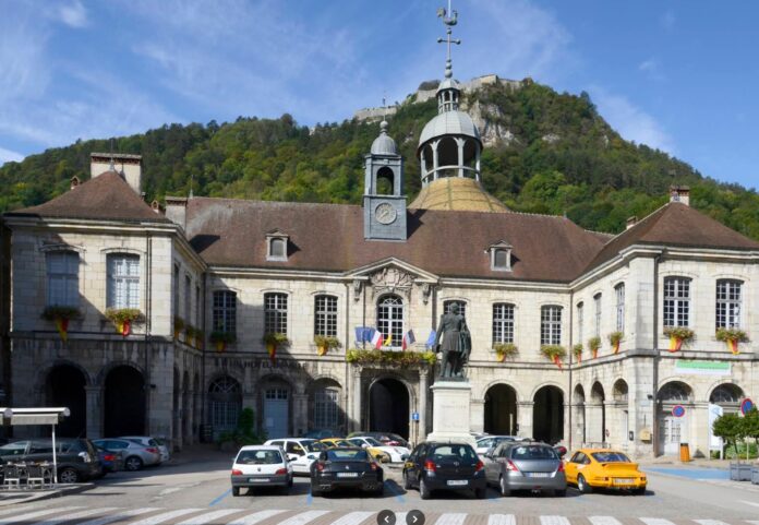 Mairie de Salins les Bains