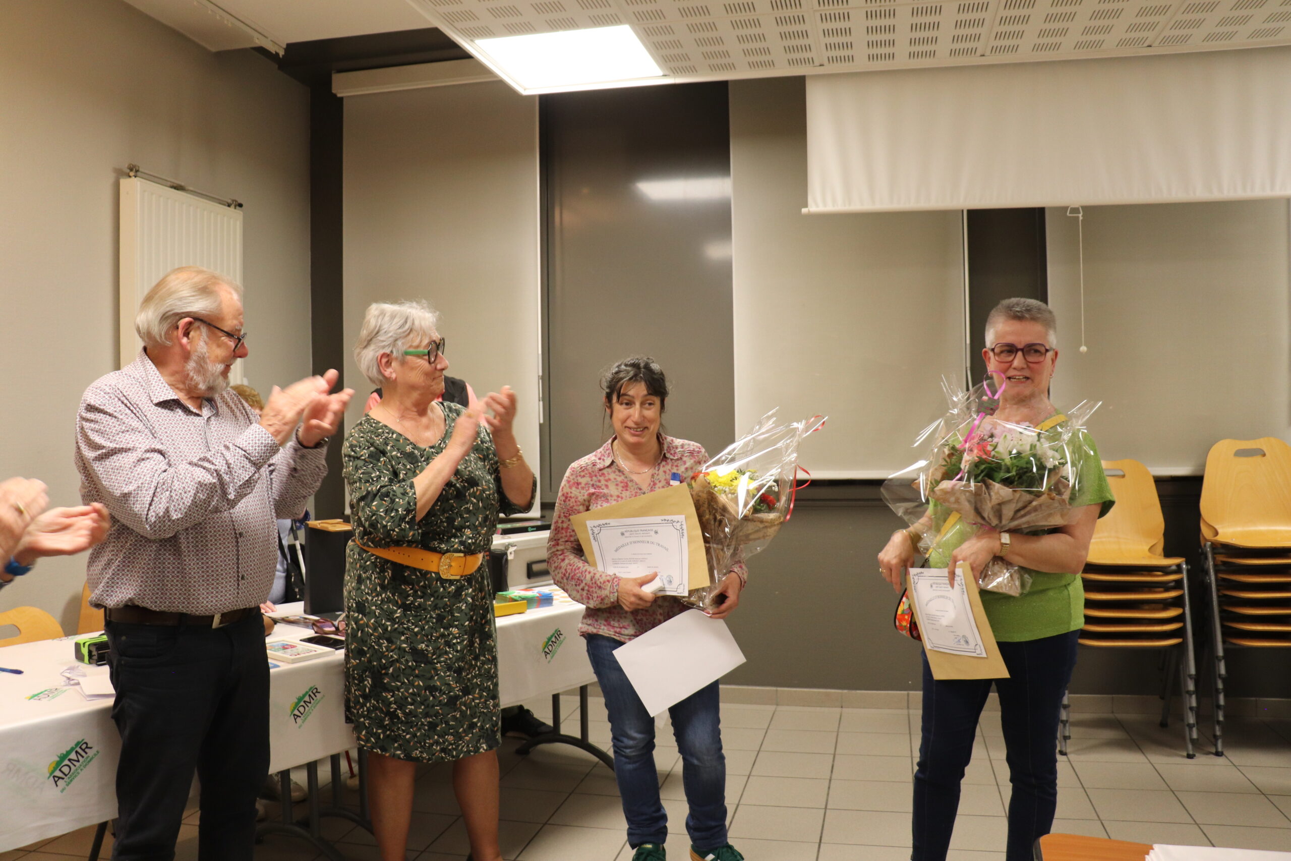 Remise de médaille du travail à deux salariées de l'ADMR