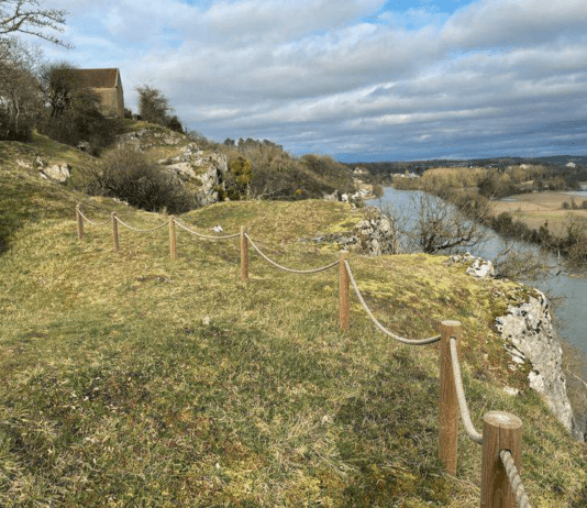 chutes de pierres rochefort
