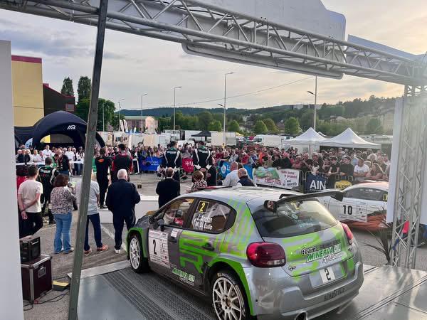 Départ du rallye Ain-Jura à Valexpo