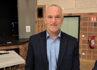 Haut-Bugey. Damien Vailloud démissionne, Stéphane Martinand devient premier vice-président de l’agglomération https://hebdo39.net/wp-content/uploads/2026/05/Stephane-Martinand.jpeg