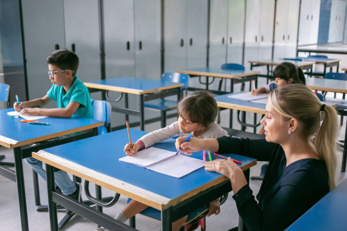 Statut AESH Lons-le-Saunier