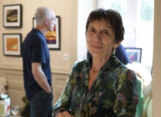 Claude Thiel à l'exposition marqueterie paille Oyonnax