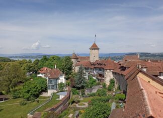 Rubrique. Au fil des voyages : une journée en Suisse, de Morat à Avenches journée en Suisse romande