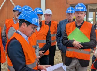 Branges. Le chantier du complexe sportif dans les temps, le clos couvert achevé d’ici l’été Jérôme Durain au Complexe sportif Branges 2026
