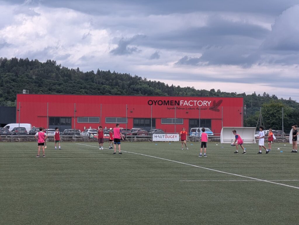 Collégiens en tournoi de rugby à 7