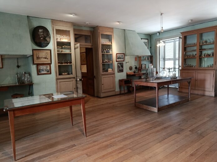 Arbois Maison Pasteur ateliers été