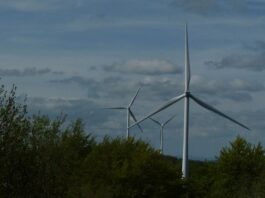 Haut-Bugey. Le chemin des Éoliennes : une balade au rythme du vent