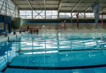 Oyonnax. Canicule : la piscine Robert Satin ouverte en soirée et le tarif baissé à deux euros