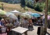 Les Bouchoux. Le marché de producteurs a repris sur l’esplanade des Couloirs marché producteurs Bouchoux