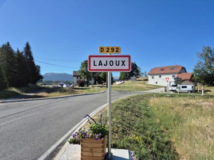 commune plus haute Jura Lajoux