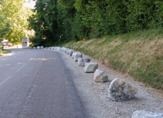navette Cascade Tufs Planches