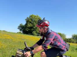 Arbois. « Je vais au jour le jour » : Thomas Billot, au milieu de son périple de 25 000 kilomètres à vélo Thomas Billot vélo