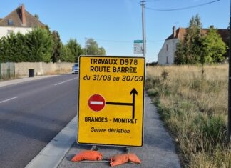 Branges. Le carrefour entre Louhans, Châlon-sur-Saône et Branges en travaux travaux carrefour Branges