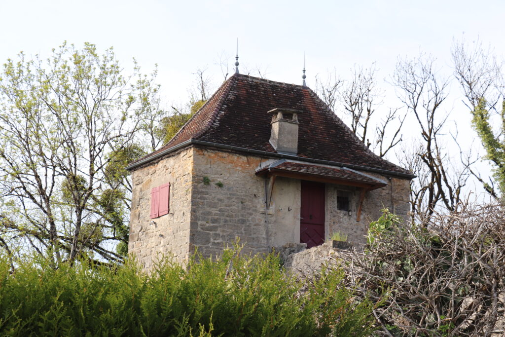 Bâtiment de caractères à visiter Orgelet jura