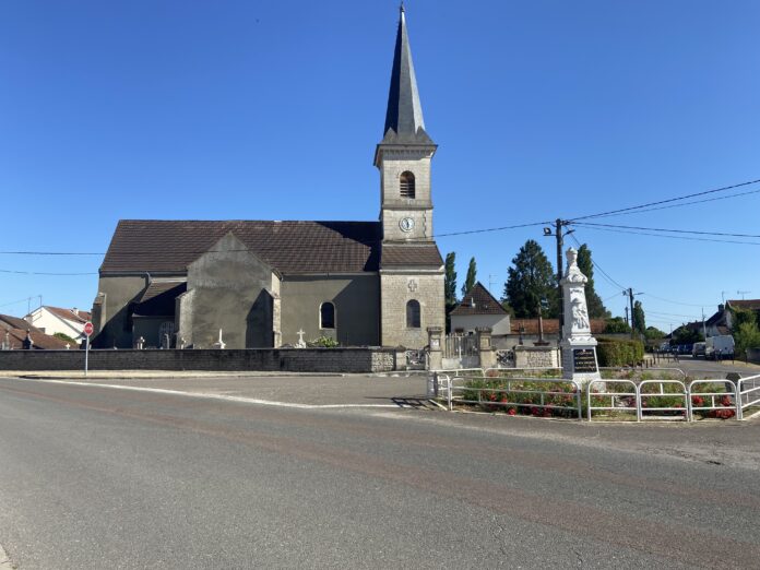 Église Labergement-les-Auxonne Eglise randonnée Labergement Auxonne Saône
