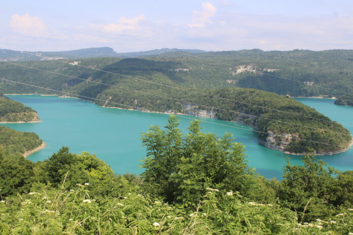 Lac de Vouglans Petite Montagne Jura Lac de Vouglans