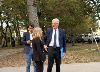 Dole. Michel Barnier, invité d’honneur de la rentrée de Justine Gruet