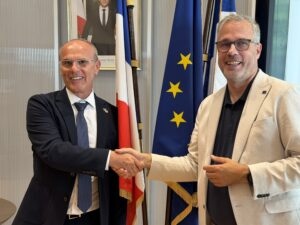 Délégation franco-allemande réunie lors d’une visite officielle